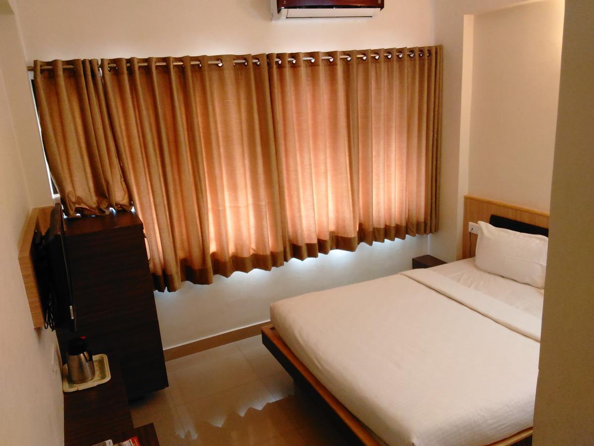 Hotel Sivaranjani Erode Εξωτερικό φωτογραφία