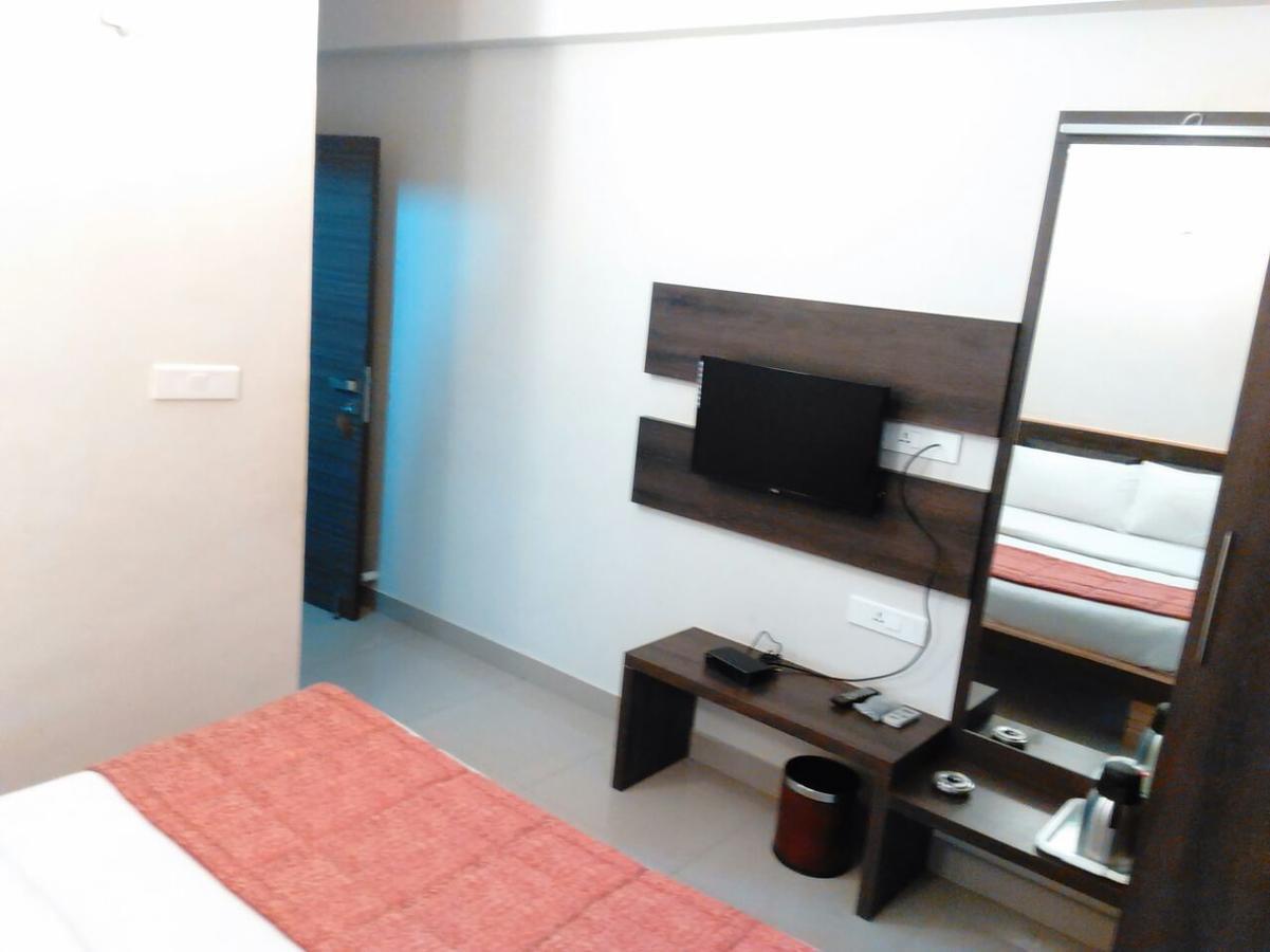 Hotel Sivaranjani Erode Εξωτερικό φωτογραφία